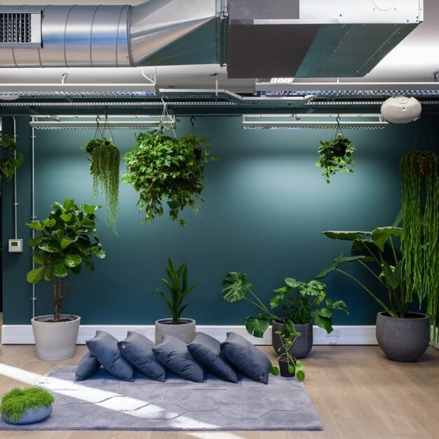 Breakout space in New King's Road, Uncommon - Fulham