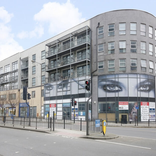 Building pictures of Creek Road, Curve Serviced Offices at Greenwich
