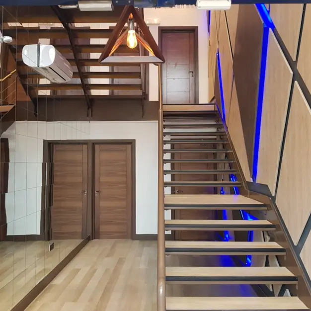 The hallway - Peregrine Road, Icon Offices Ltd, Hainault