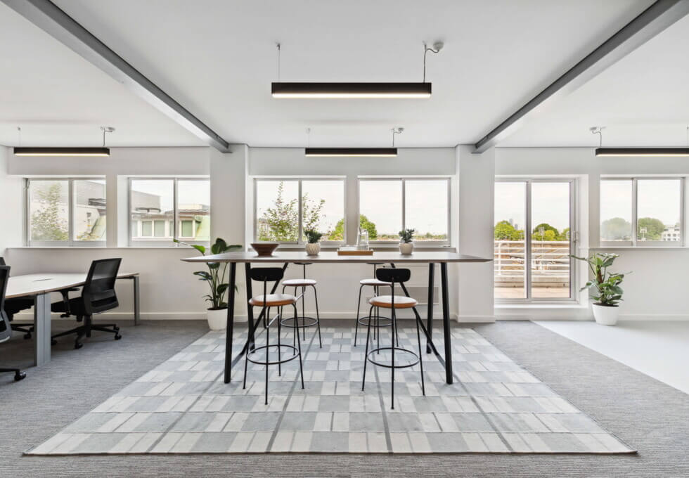 Breakout space for clients - Glenthorne Road, Romulus Shortlands Limited in Hammersmith