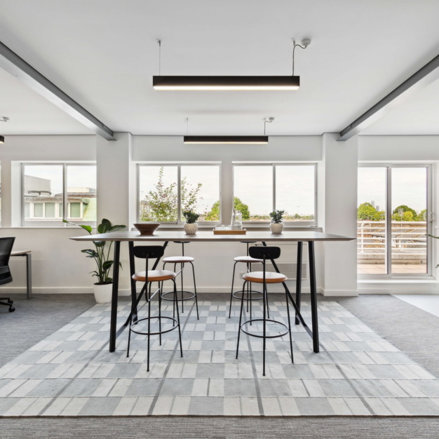 Breakout space for clients - Glenthorne Road, Romulus Shortlands Limited in Hammersmith
