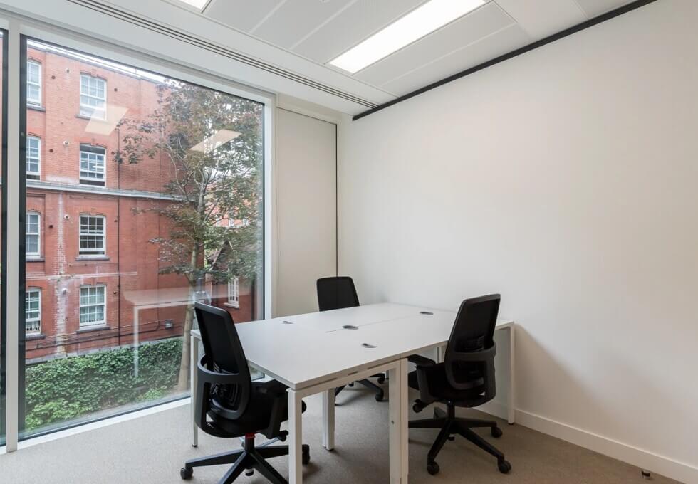 Private workspace in Fulham Palace Road, Regus (Hammersmith)