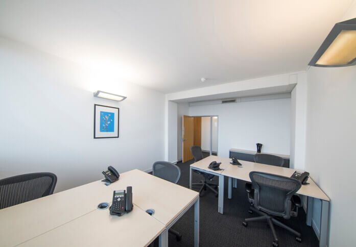 Private workspace in Hammersmith Grove, Regus (London)