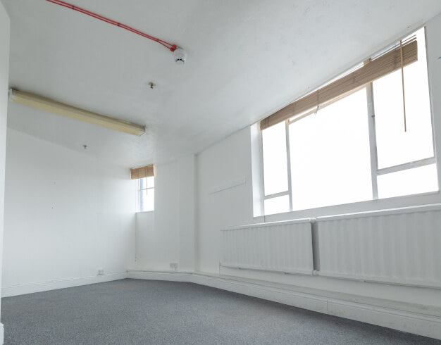 Unfurnished workspace: Nestles Avenue, Access Storage (Hayes)