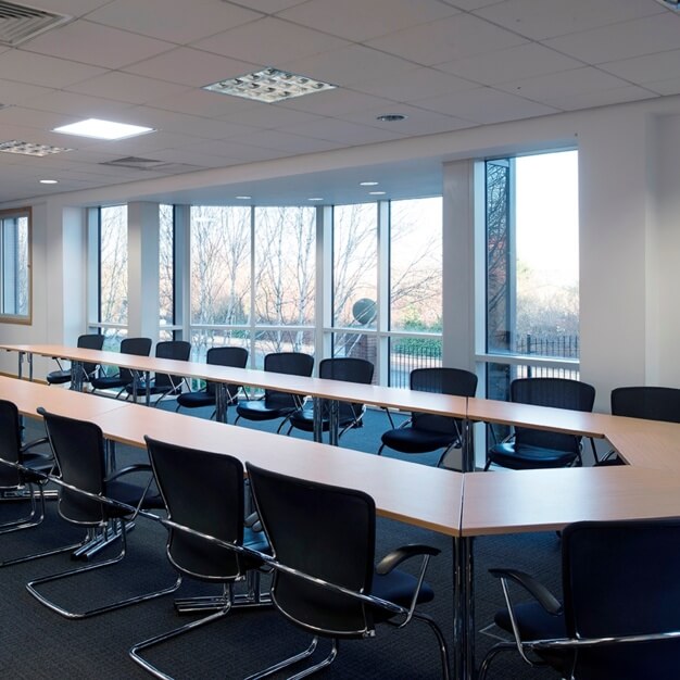 Meeting room - Bath Road, Regus in Heathrow
