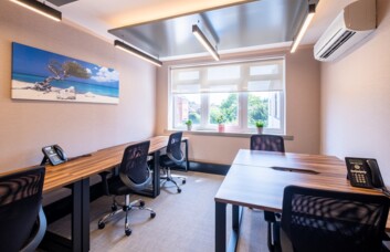 Private workspace in Brent Street, Churchill House Business Centre (Hendon)