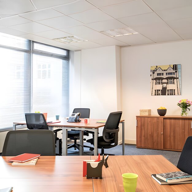 Dedicated workspace, Holborn Gate, Knotel (London)