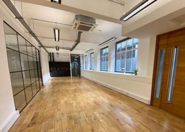 Dedicated workspace on Emerald Street, Metspace London Limited in Holborn