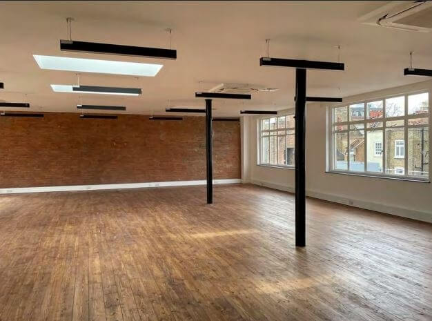 Unfurnished workspace - Emerald Street, Metspace London Limited, Holborn