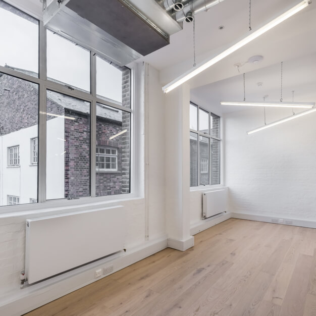 Private workspace in Horsell Road, Uncommon (Holloway)