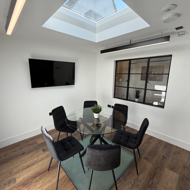 Boardroom - Crown Passage, Nammu Workplace Ltd in Kingston upon Thames