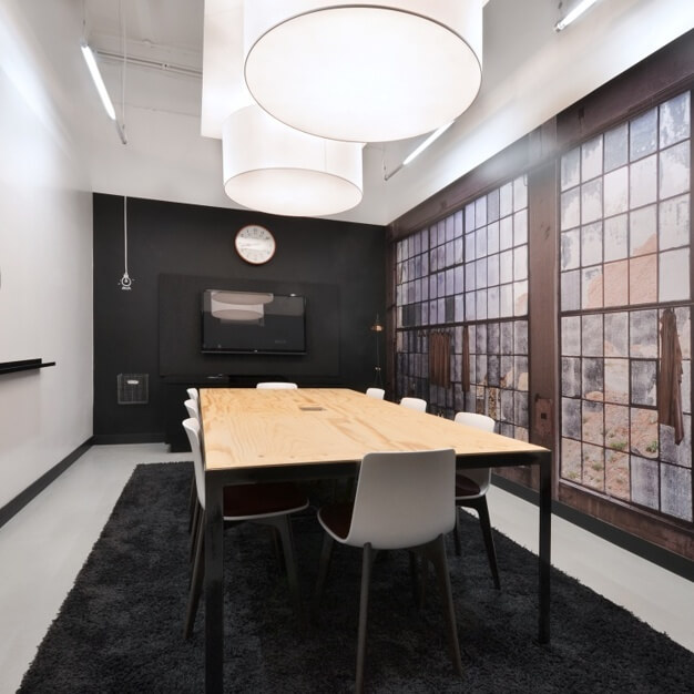 Meeting room - Kensal Road, Workspace Group Plc in Ladbroke Grove