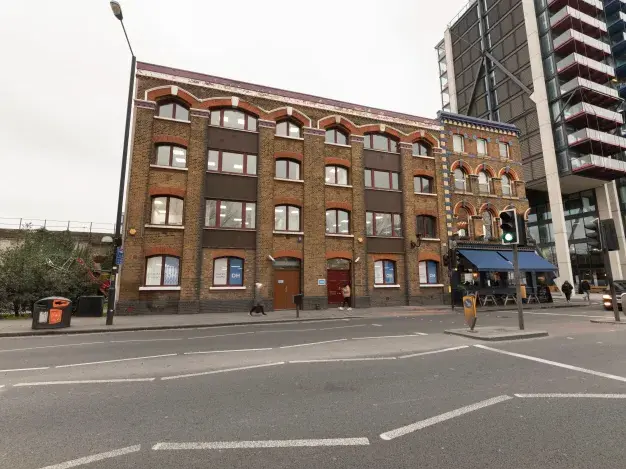 Building outside at Albert Embankment, Regus, Lambeth