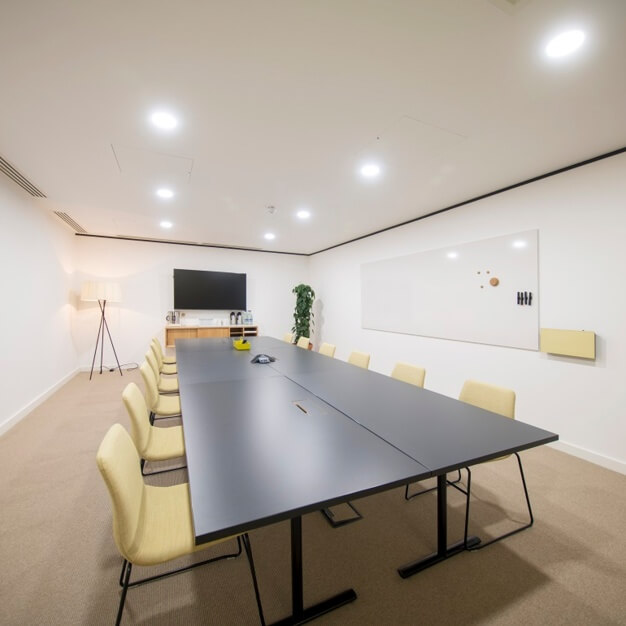 Meeting room - St Martin's Lane, Regus in Leicester Square
