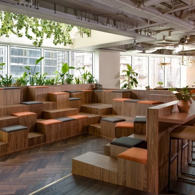 Breakout area at Liverpool Street, Uncommon in London