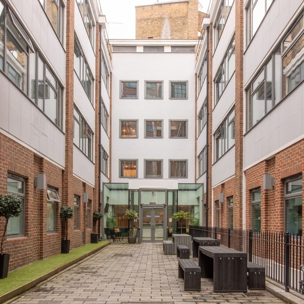 Building pictures of Victoria Avenue, Podium Space Ltd at Liverpool Street