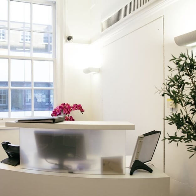 The reception at St Thomas Street, The Boutique Workplace Company in London Bridge