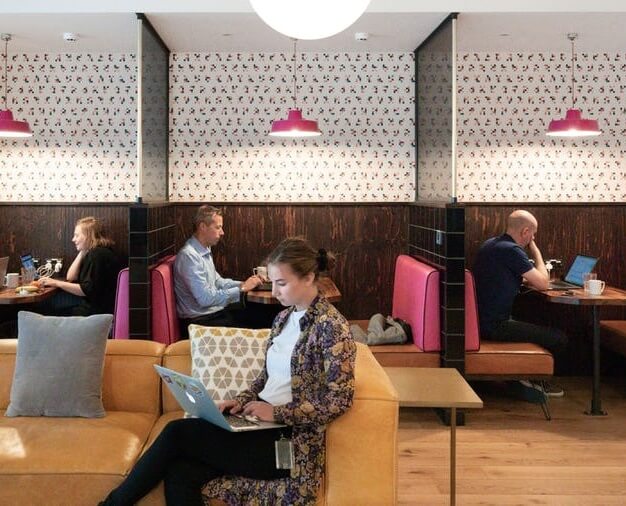 Breakout area at Queen Street, WeWork in Mansion House