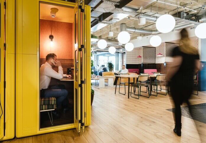 Phone booth in Queen Street, WeWork, Mansion House