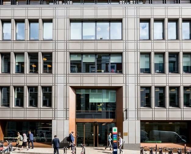 The building at Queen Street, WeWork, Mansion House