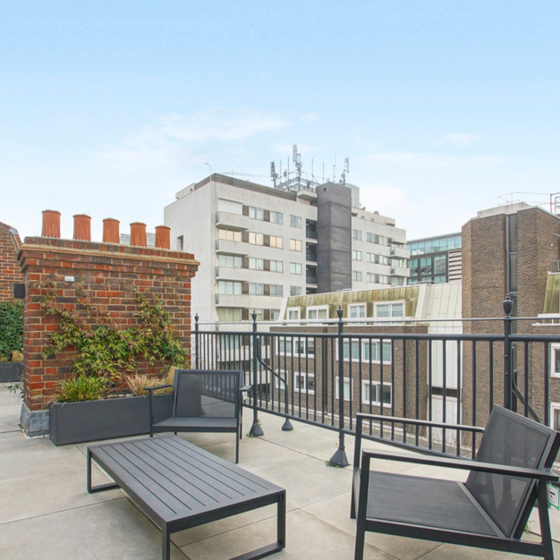 A balcony/terrace at George Street, Situu (Marylebone)
