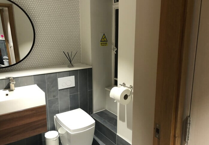 Bathroom facility - Wigmore Street, Lowy Group, Marylebone