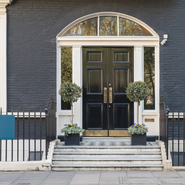Building outside at Cavendish Square, Argyll, Marylebone