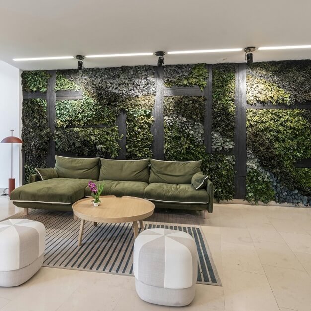 Dedicated breakout space for clients - Marylebone Road, Colliers in Marylebone