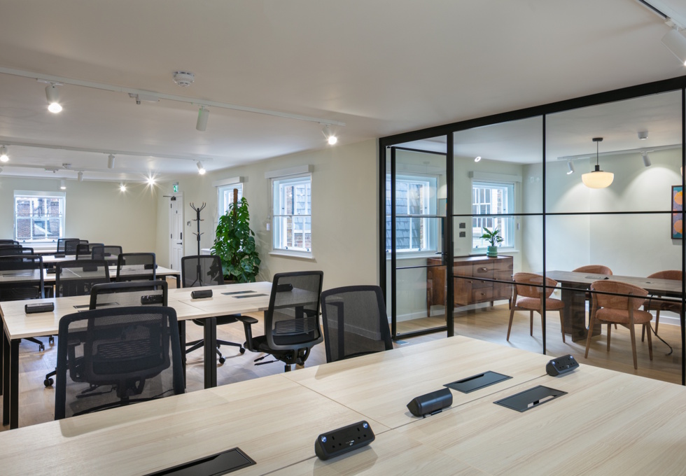 Dedicated workspace at Portland Place, Spacemade, Marylebone