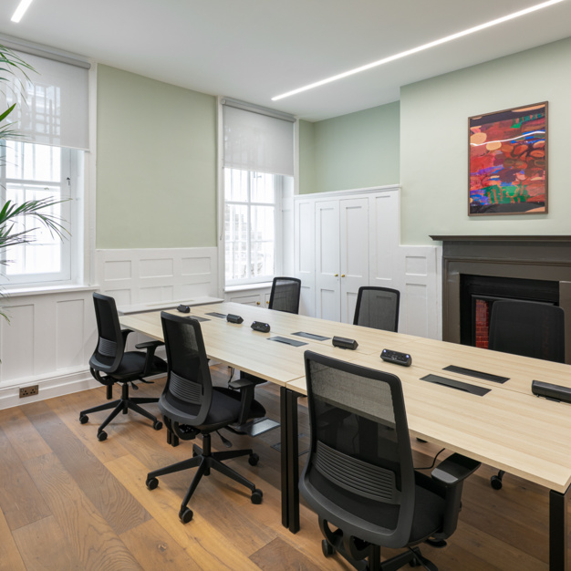 Dedicated workspace, Portland Place, Spacemade in Marylebone