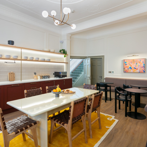 Kitchenette at Welbeck Street, Spacemade in Marylebone