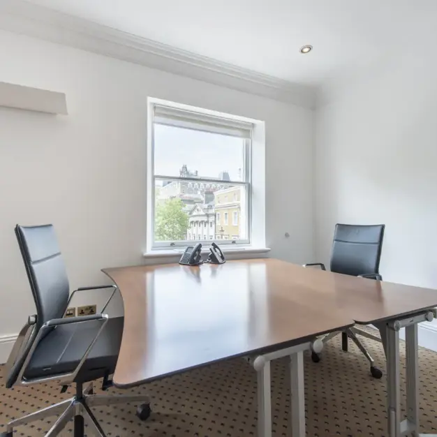 Private workspace in Cavendish Square, Argyll (Marylebone)