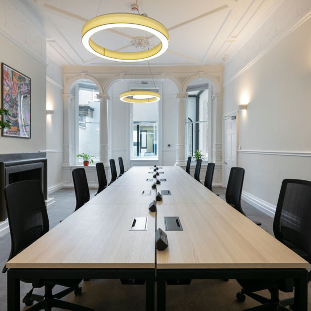 Private workspace on Portland Place in Marylebone (Spacemade)