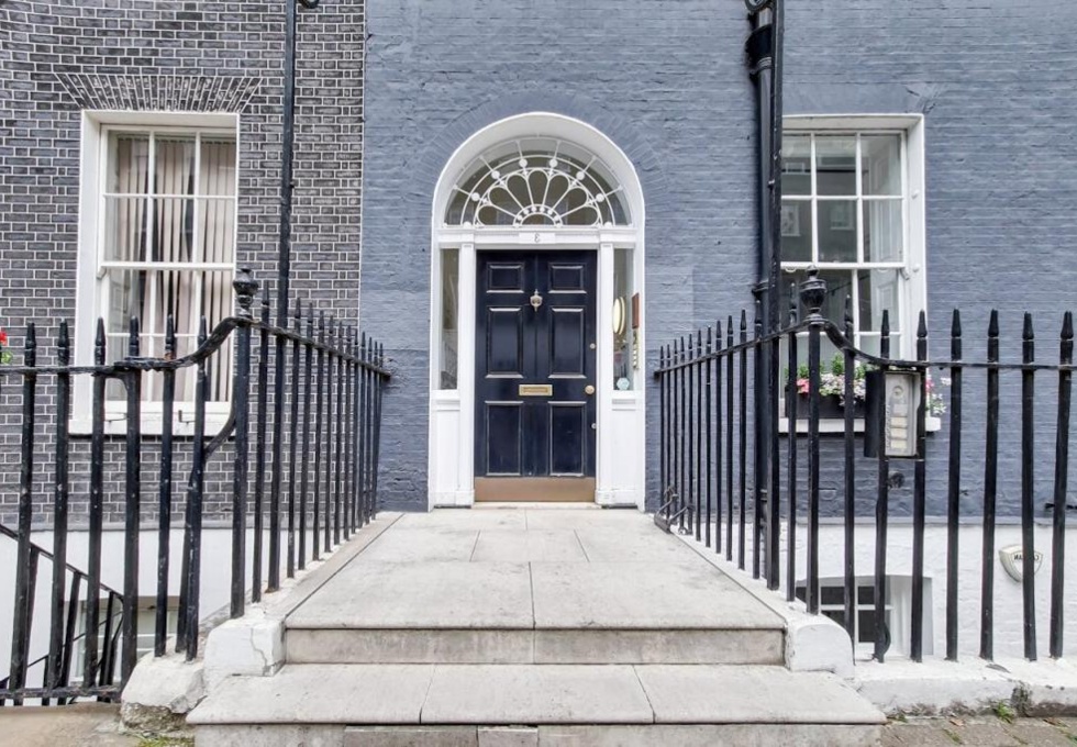 The building at Fitzhardinge Street, Colliers in Marylebone