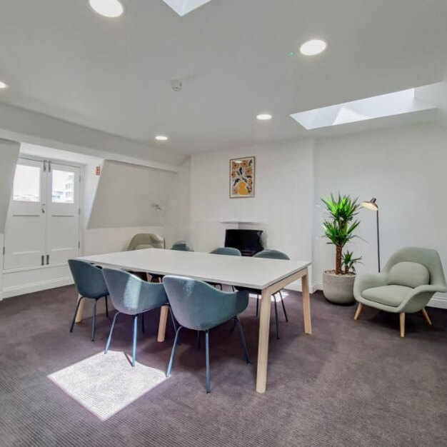 The dedicated meeting room at Fitzhardinge Street, Colliers in Marylebone
