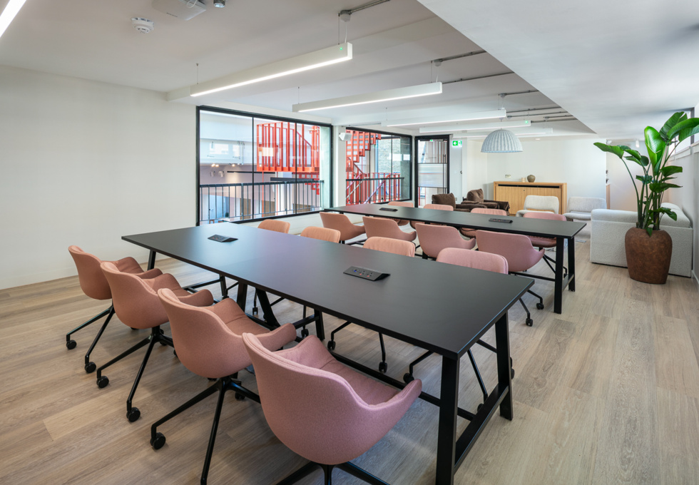 Your private workspace on Portland Place - Spacemade in Marylebone