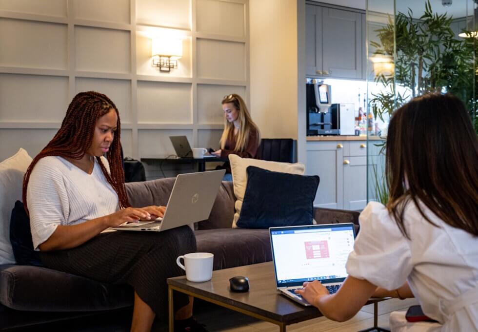 Breakout area at Grosvenor Street, Landmark Space in Mayfair