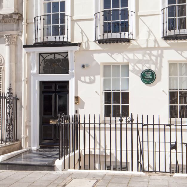 Building pictures of Berkeley Square, Argyll at Mayfair