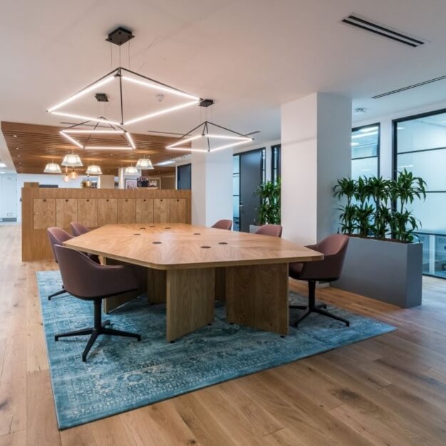 Communal Space to use at Berkeley Square, Regus (Mayfair)