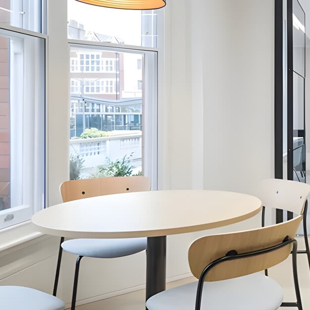 Dedicated meeting room at Duke Street, Knight Frank in Mayfair