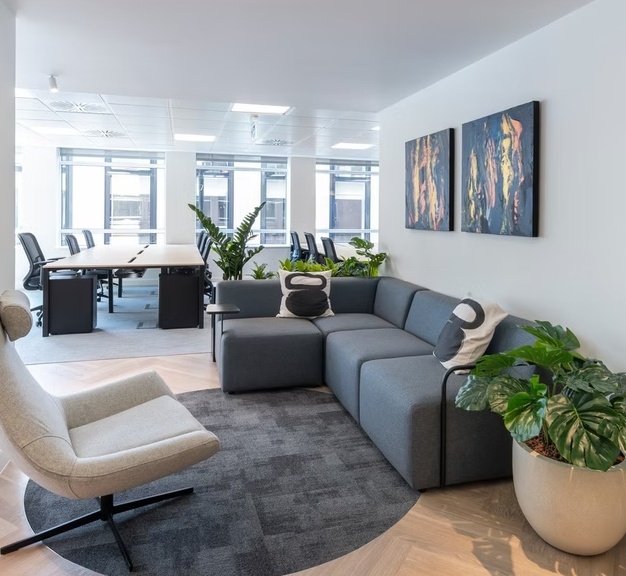 Dedicated workspace - Conduit Street, Made in Mayfair