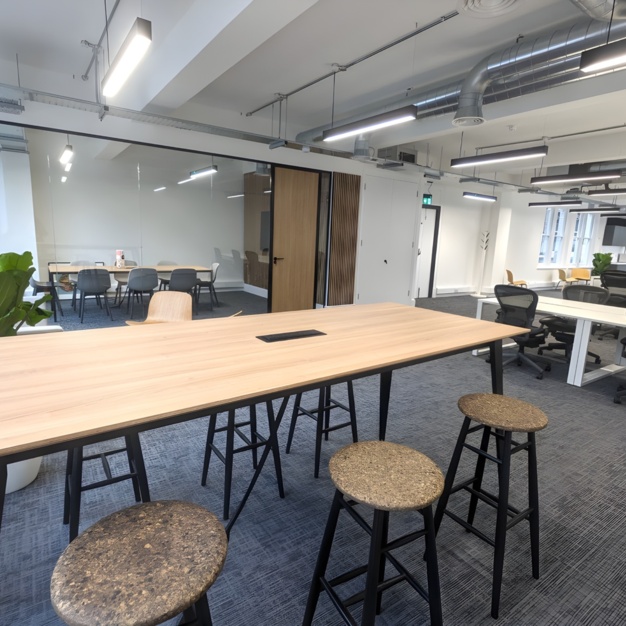 Private workspace, Oxford Street, E Office in Mayfair