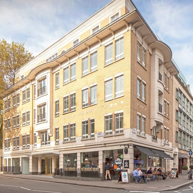 The building at Curzon Street, Argyll in Mayfair