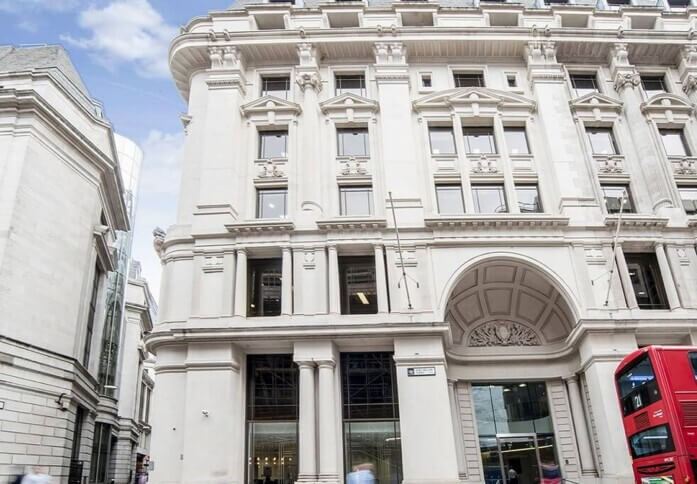 Building outside at King William Street, Landmark Space, Monument