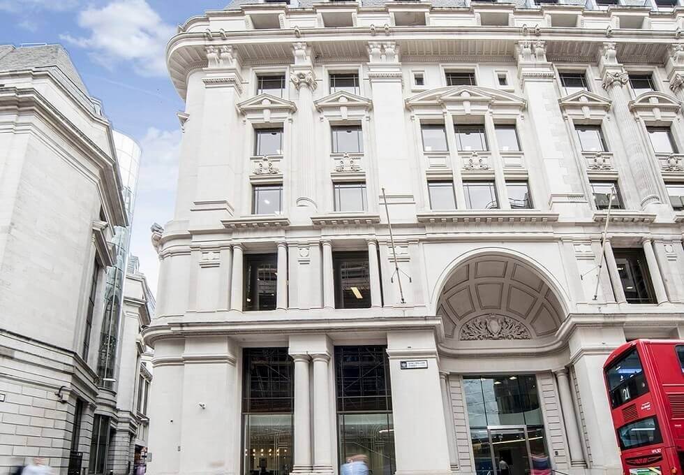 Building outside at King William Street, Landmark Space, Monument