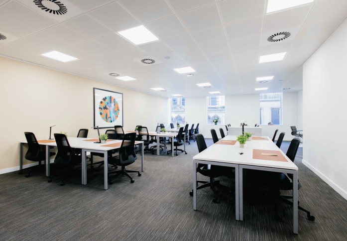 Private workspace in Gracechurch Street, Orega (Monument)