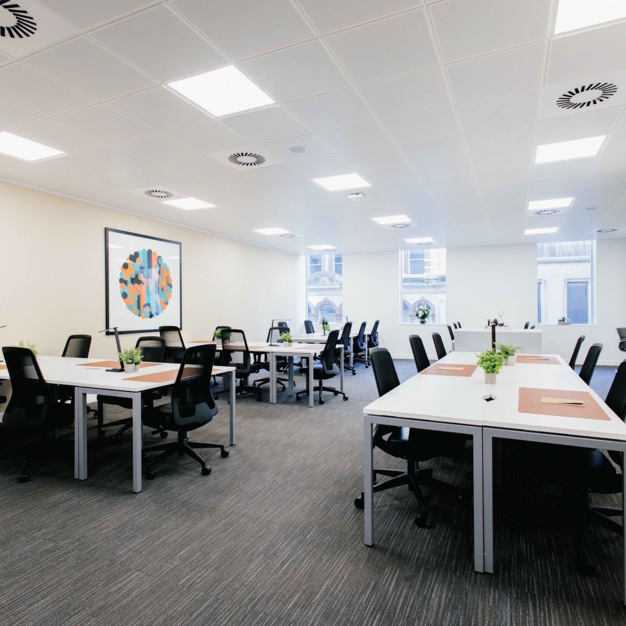 Private workspace in Gracechurch Street, Orega (Monument)
