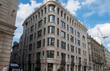 Building outside at Moorgate, Regus, Moorgate