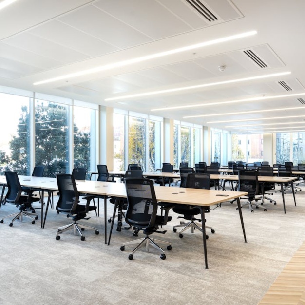 Private workspace, Chiswell Street, Situu in Moorgate