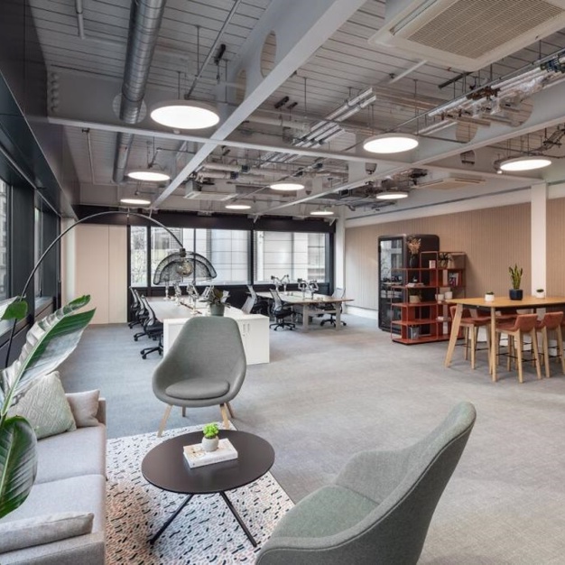 Private workspace in Finsbury Pavement, RX (Moorgate)